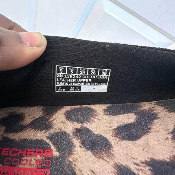 Skechers Women’s Leather Stud Embellished Loafers‎ Size 9 Black - Picture 11 of 17